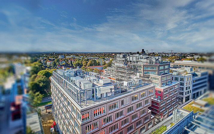 Außenbereich und Dach des Münchner Kreativhub