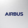 Airbus Logo auf Metallhintergrund
