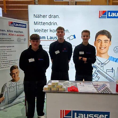 Am Freitag, den 28.11.2025, waren wir in der Turnhalle des Schulzentrums Bogen beim „Tag der Ausbildung und Berufe“ mit...