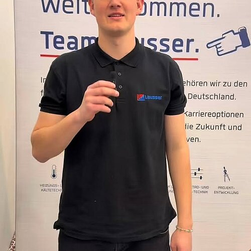 Kurz & knapp: Interview mit Felix 🎤

Felix stellt sich kurz vor und beschreibt in eigenen Worten, warum die Ausbildung...